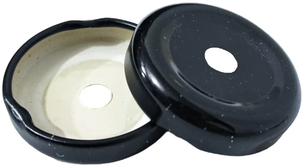 TAPA AXIAL 38MM PERFORADA NEGRA